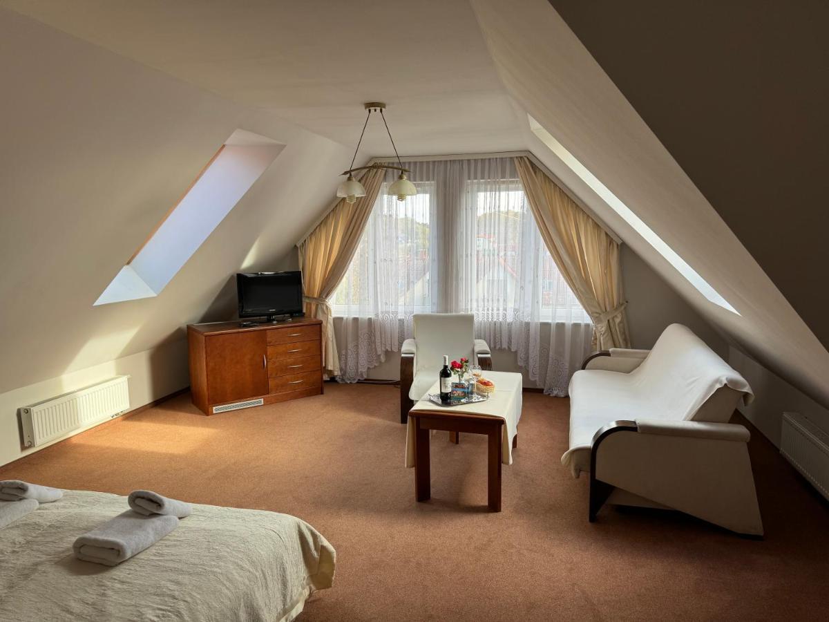 Politechnika Warszawska Osrodek Wypoczynkowy Hotel Sarbinowo Kültér fotó